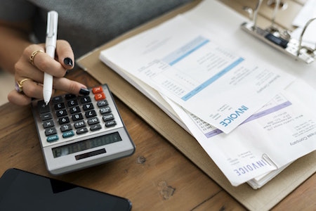 calculator-invoice-billing