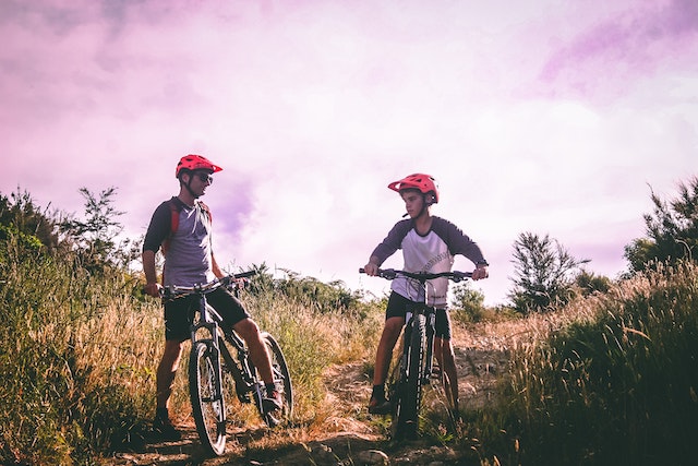 biking-family